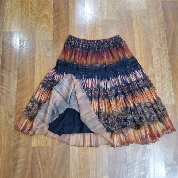 Like New Beautiful Chiffon Skirt MEDIUM - Picture 1 of 4